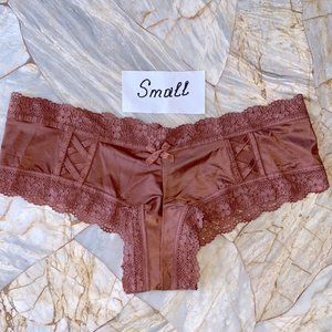 New Victoria’s Secret Cheeky Satin Panty Silky Lace Trim Crisscross Side Small
